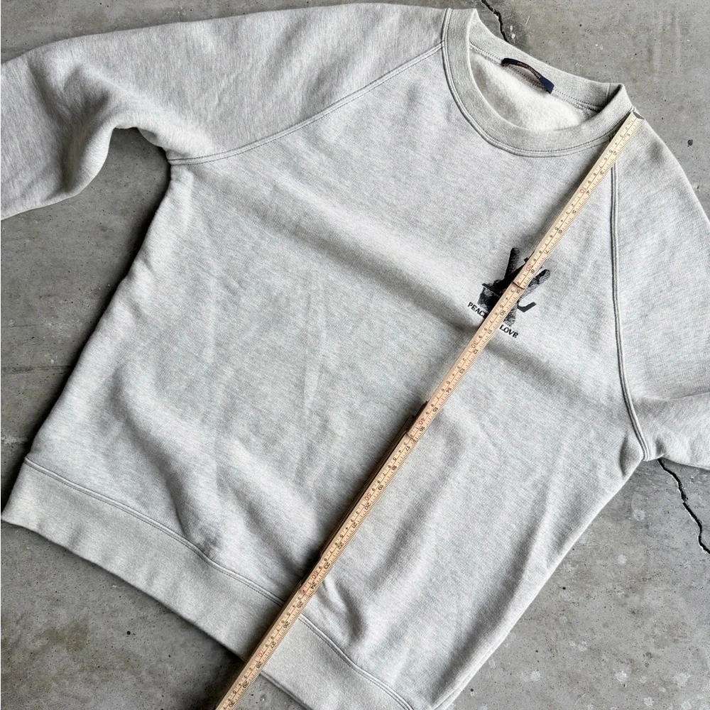 Louis Vuitton Cream Crewneck Sweatshirt with Small Chest Logo - Picture 7 of 8